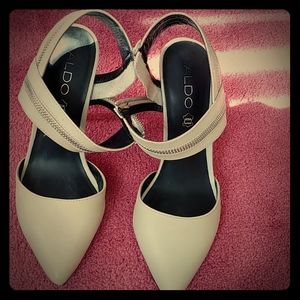 Aldo heels size 7